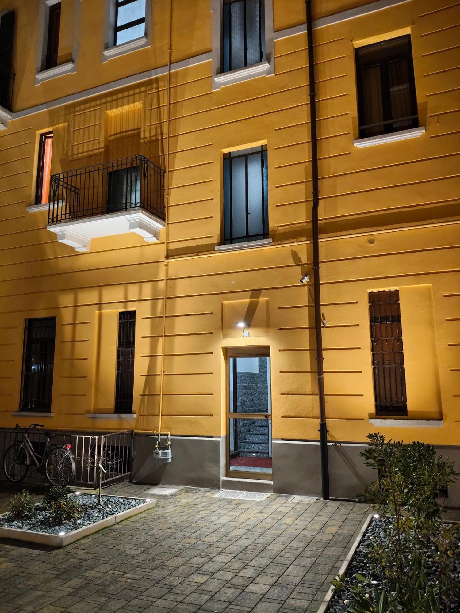 Sondrio Apartment — Photos 1